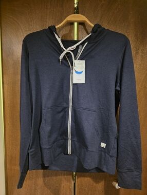 Vuori Halo Performance Hoodie 2.0